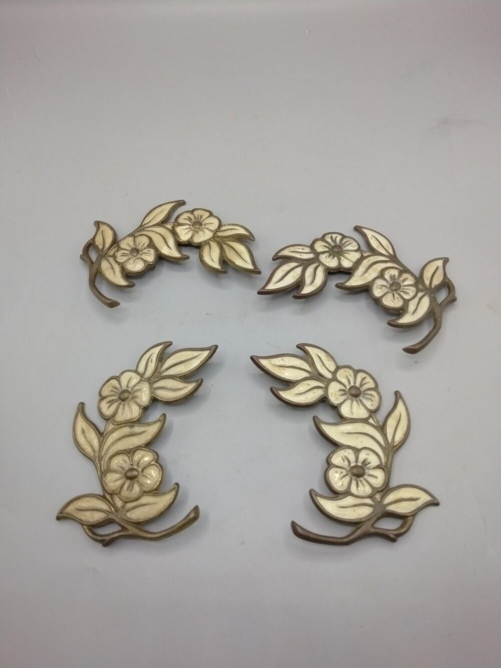 4 Vintage Flowers Brass Flower Drawer Door Pulls